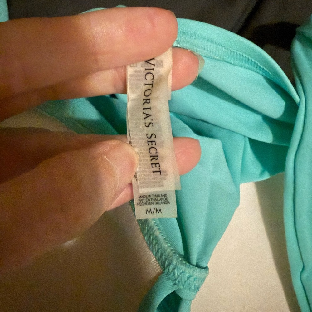 Victoria's Secret Women's Swim Swimsuit Set Aqua Halter Top Shorts - Picture 2 of 7